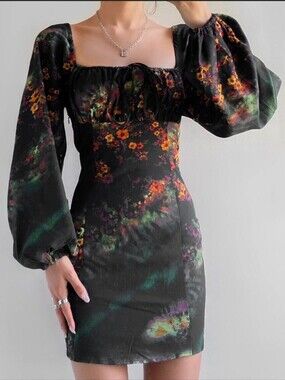 UO Autumn Moody Dark Floral Halloween Long Balloon Sleeve Mini Dress, Size M
